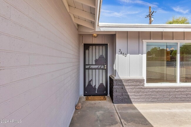 Building Photo - 3660 N 52nd St