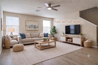 Building Photo - 5211 Viewpoint Dr