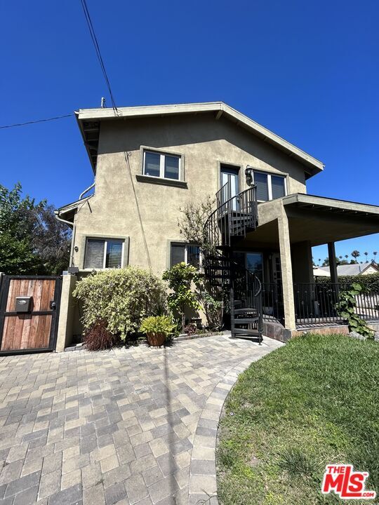 Foto del edificio - 2227 S Harcourt Ave