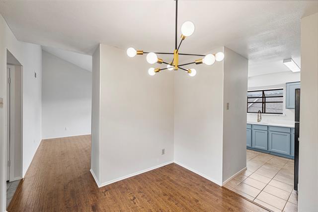 Foto del edificio - 5335 Bent Tree Forest Dr