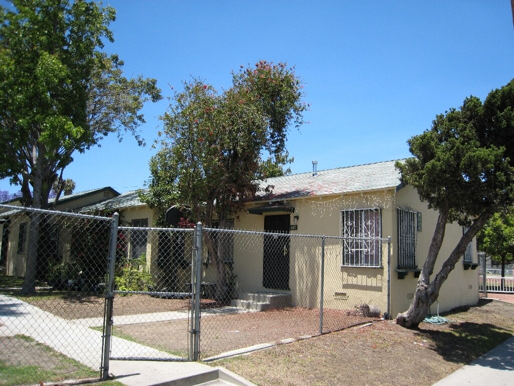 Foto del edificio - 409-415 S Wilmington Ave