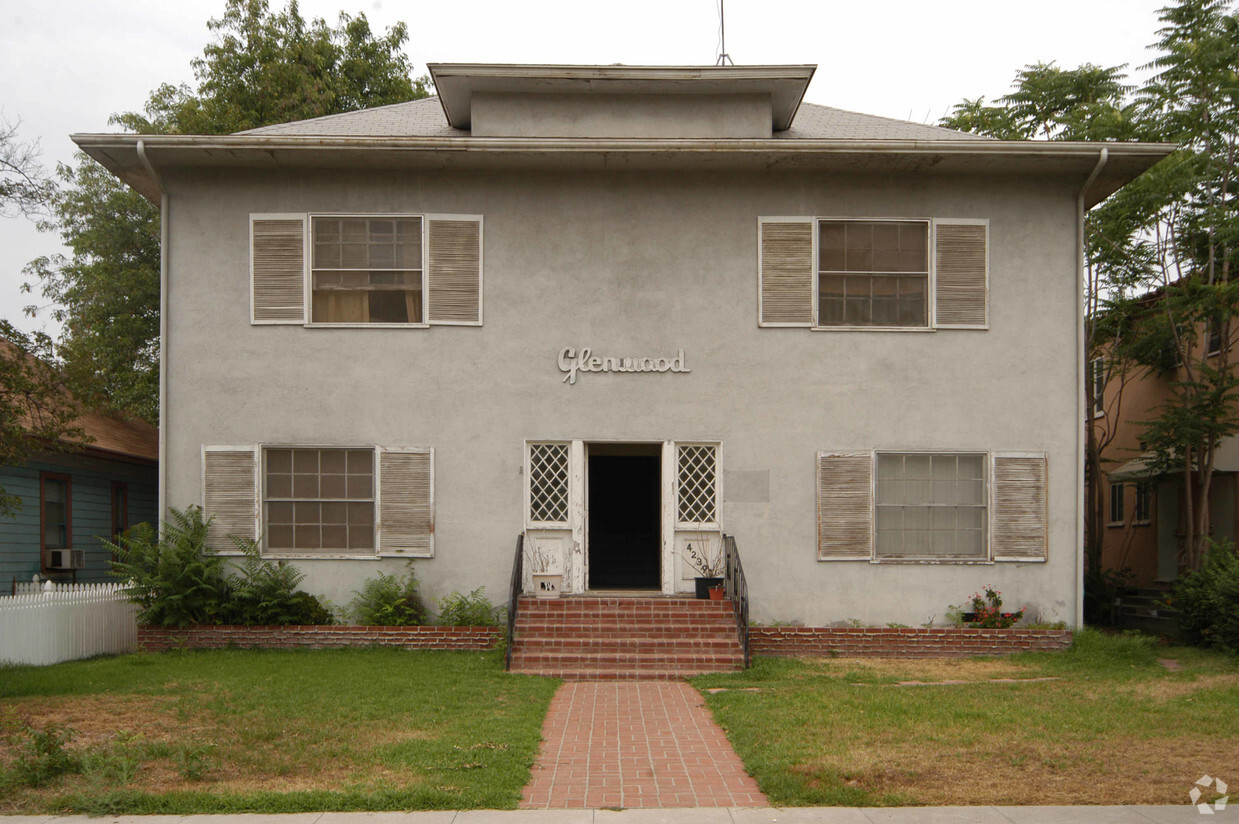 Building Photo - Glenwood Apartments