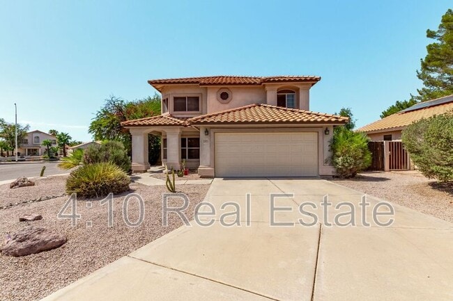 Building Photo - 1678 S Ash Dr