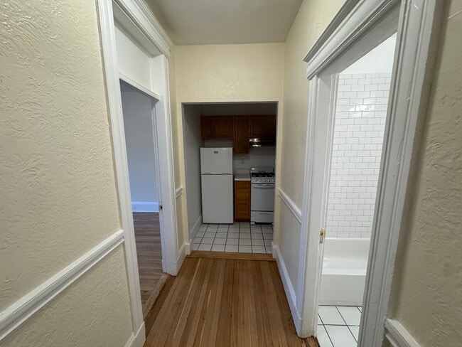 Photo - 1127 Commonwealth Ave Apartment