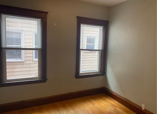 Building Photo - 61 Frederick Ave