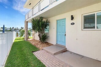 Building Photo - 2500 Gulf Shore Blvd N