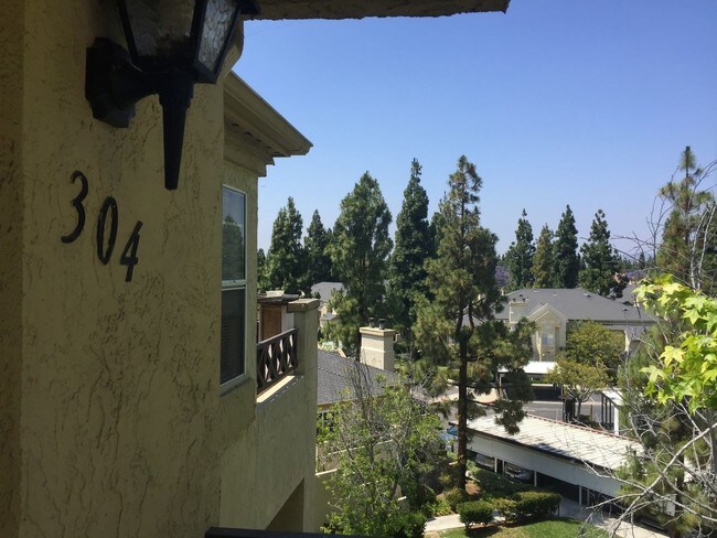Foto del edificio - 3 br, 2 bath House - 2059 Lakeridge Circle...