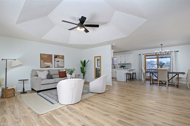 Foto del edificio - 5 br, 3 bath House - 2500 South 7th Avenue