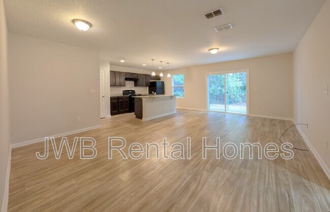 Building Photo - 5565 Longspur Ct