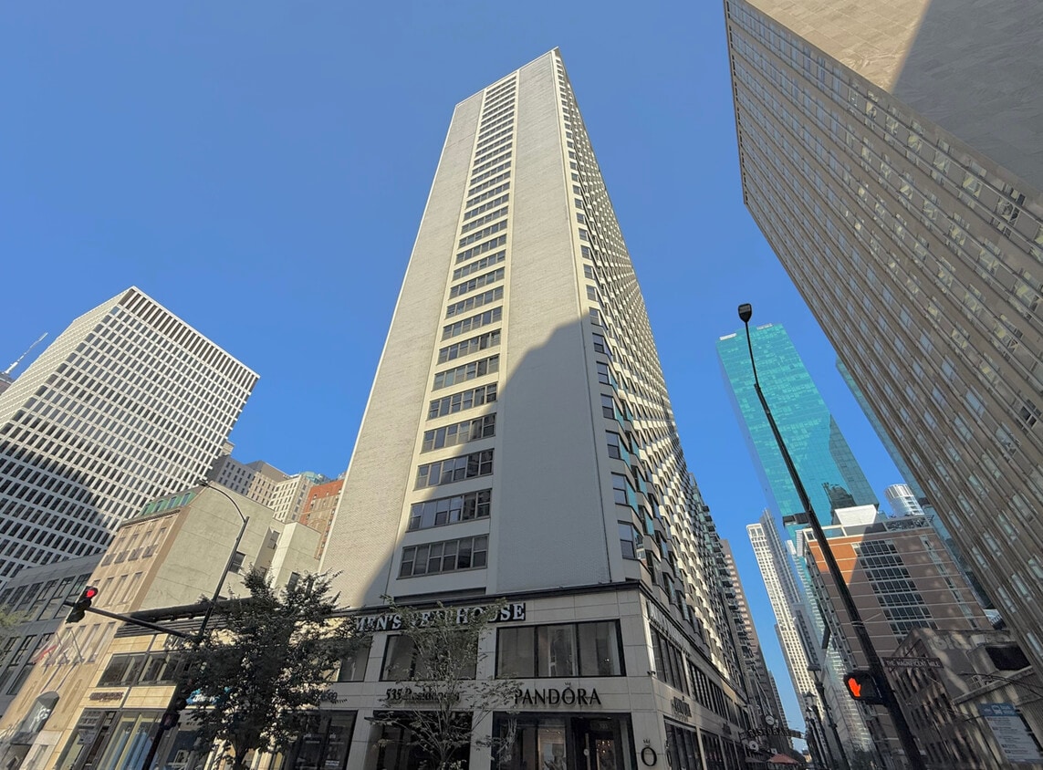Primary Photo - 535 N Michigan Ave