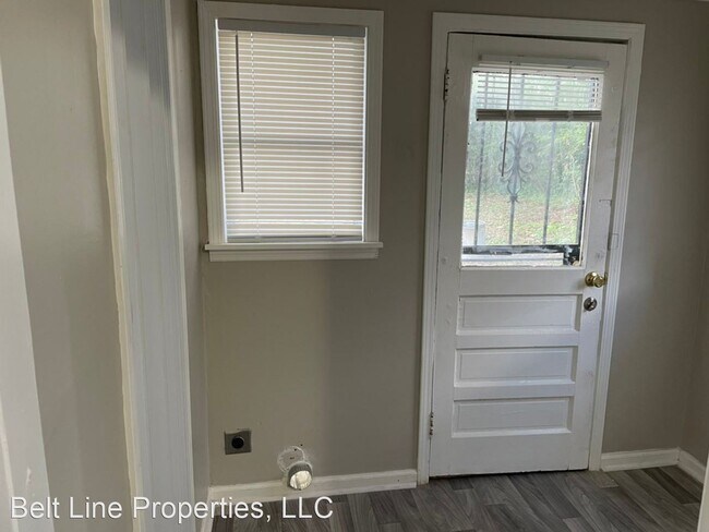 Foto del edificio - 2 br, 1 bath House - 559 Josephine St