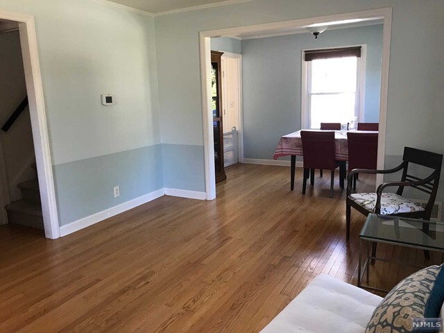 Building Photo - 16-18-18 Well Dr
