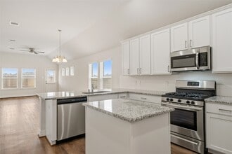 Building Photo - 22642 Rosebush Hl Rd