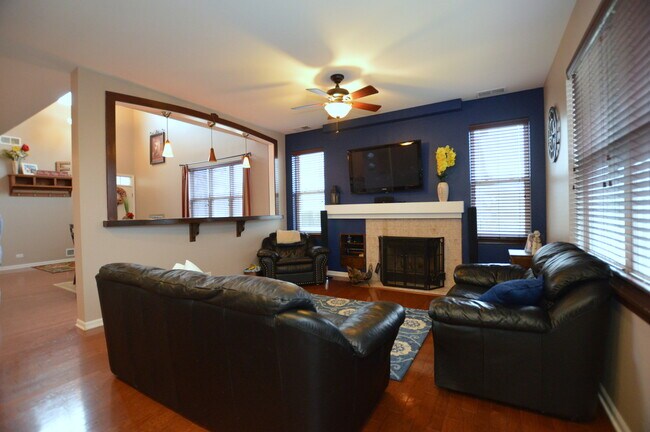 Building Photo - 368 Chesapeake Ln