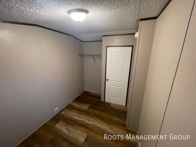 Building Photo - Home Available to Lease - Apply Today!