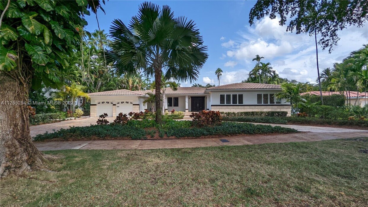 Foto principal - 615 San Esteban Ave