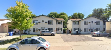 Building Photo - 1112 S Blaine Ave