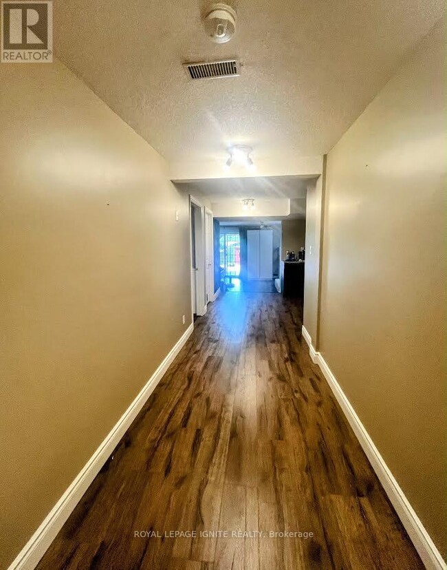 Building Photo - 737 Grand Banks Dr