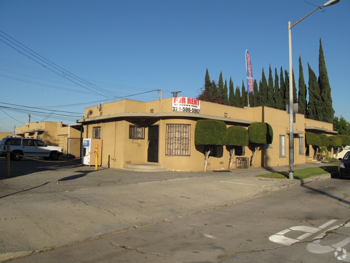 Foto del edificio - 1329 Goodrich Blvd