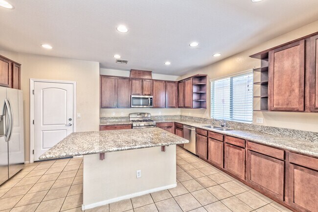 Foto del edificio - 6729 Upper Mesa Ct