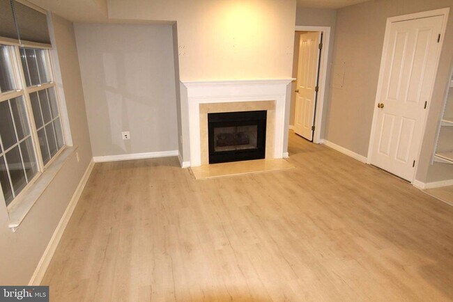Building Photo - 4130 Monument Ct