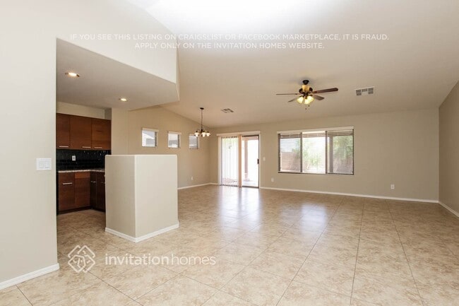 Building Photo - 14409 N 150th Ave