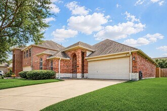 Building Photo - 2706 Ridgeglen Ln