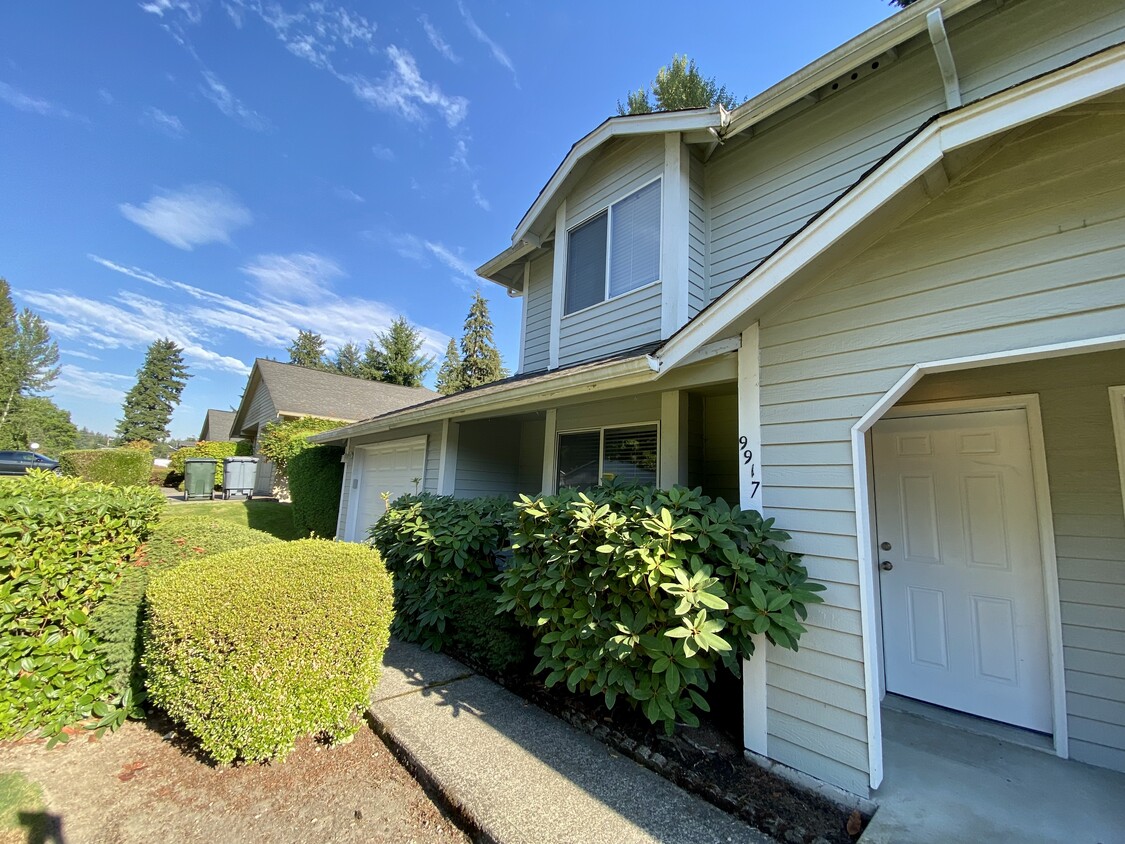 9917 148th Street Ct E, Puyallup, WA 98375 Townhouse for Rent in