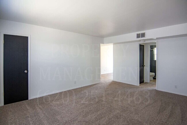 Foto del edificio - 403 W 9th St