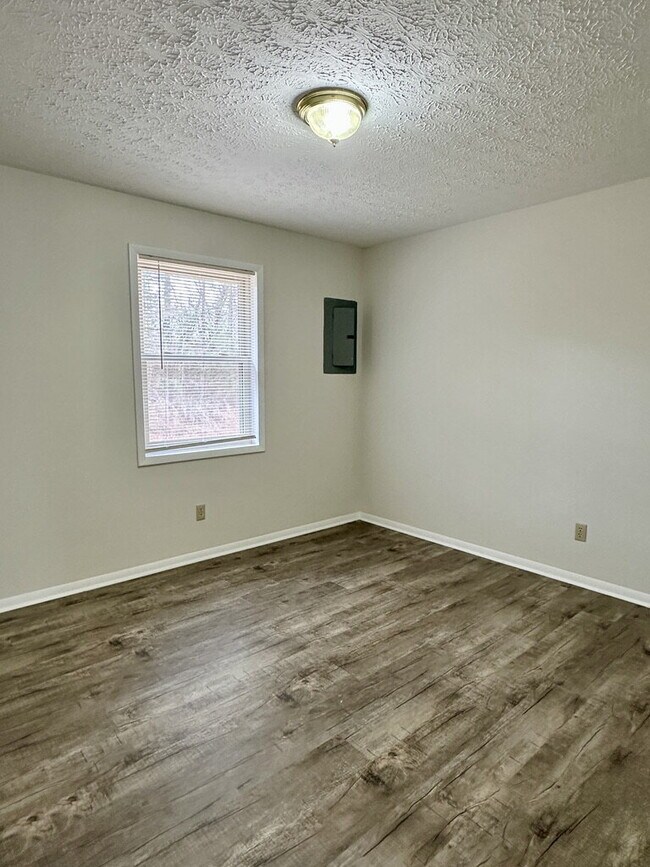 Foto del edificio - "Charming 3-Bed, 2-Bath Home in Cookeville – Your Perfect 1350 Sq Ft Retreat!"