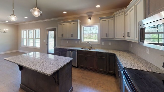 Building Photo - 2688 Royal Ct