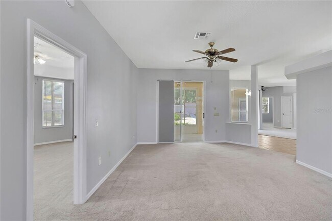 Foto del edificio - 4628 Bayridge Ct