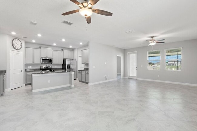 Building Photo - Home for rent in Cypress Mill WITH Loads o...