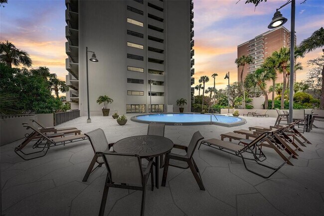 Foto del edificio - 4141 Bayshore Blvd