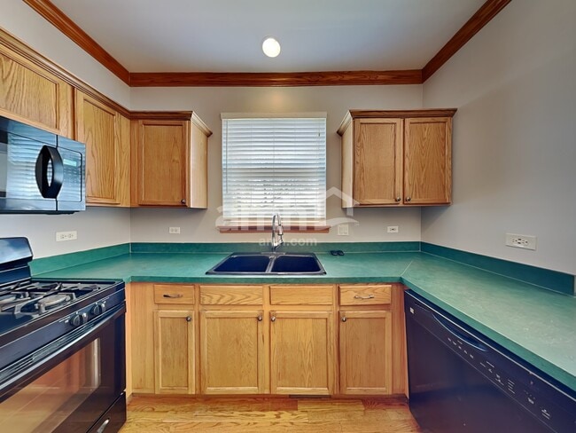 Foto del edificio - 2886 Arbor Ln