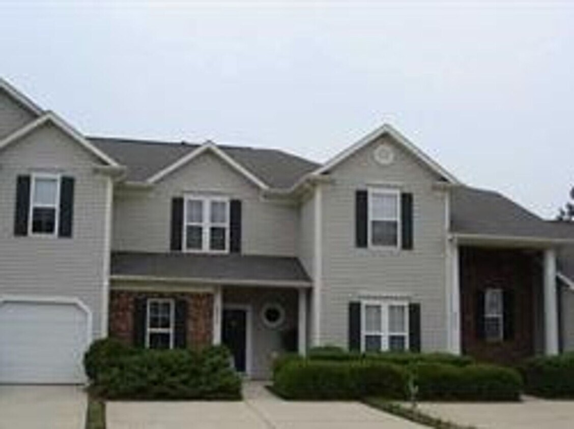 Primary Photo - Move In Ready Townhome located in the Town...