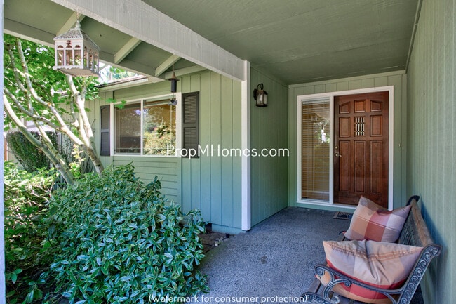 Building Photo - Beautiful Ranch Style Home In Tigard - Lan...