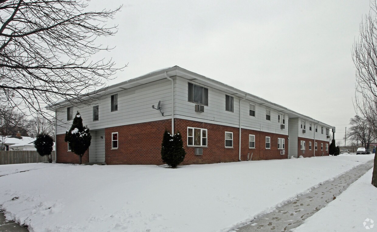 Primary Photo - Bicanin Apartments