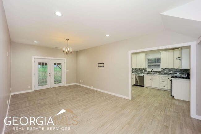 Foto del edificio - 155 Northwood Rd