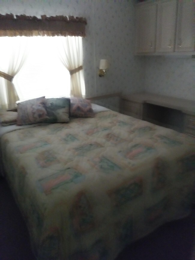 Foto del edificio - 1325 Dixieland Rd