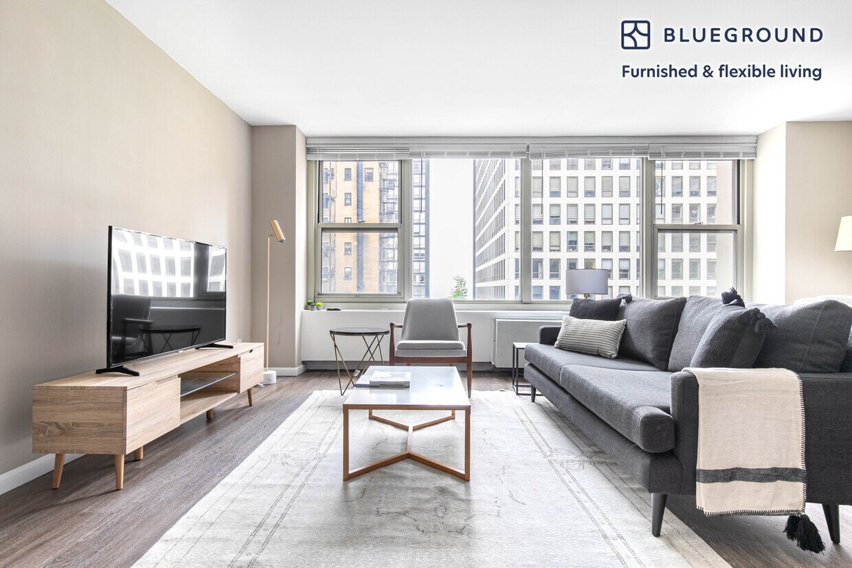 Foto principal - 860 N Dewitt Pl