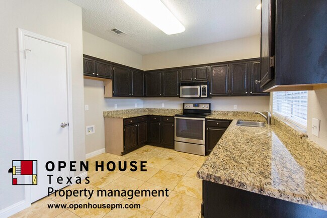 Foto del edificio - 6916 Chateau Dr, Frisco