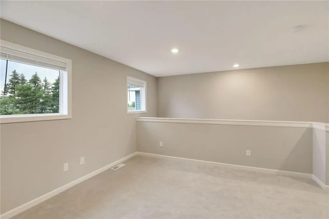 Building Photo - 1717 Southpoint Ln