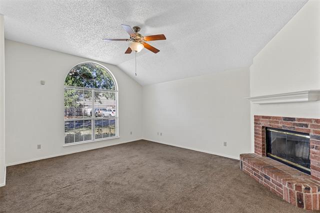 Building Photo - 2804 Monthaven Dr