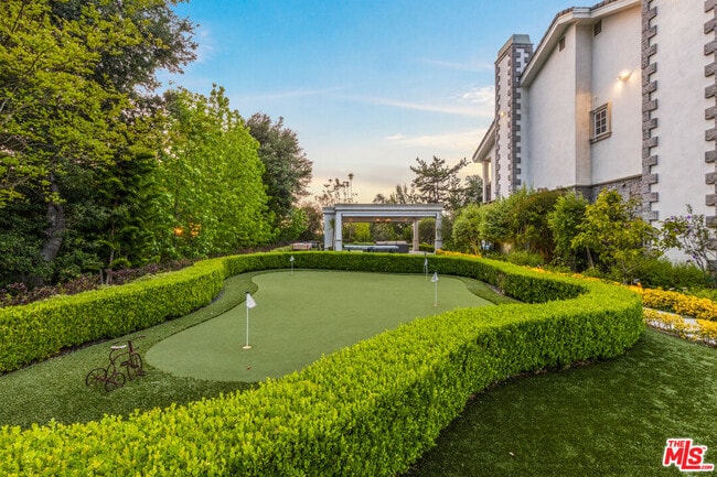 Foto del edificio - 3170 Kings Ct