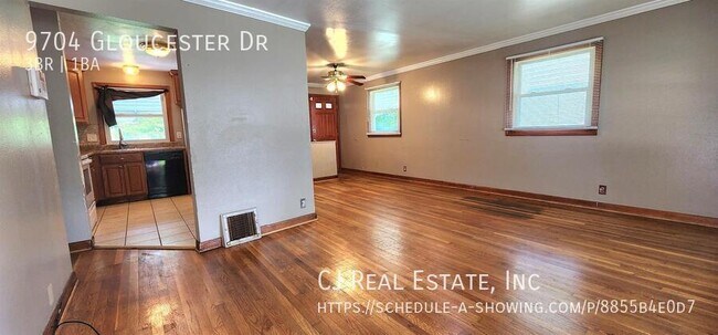 Photo - 9704 Gloucester Dr House