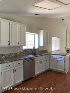 Building Photo - 3 br, 2 bath House - 1211 Alder