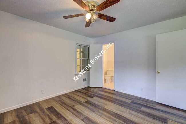 Building Photo - 2254 Silver Pines Ct
