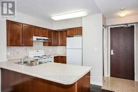 Photo du bâtiment - 335-1335 Rathburn Rd W