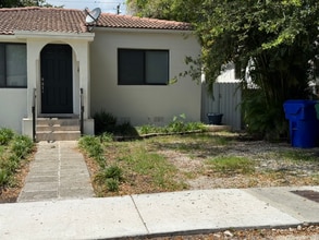 Building Photo - 4471 SW 1st St Building Photo - 4471 SW 1st St